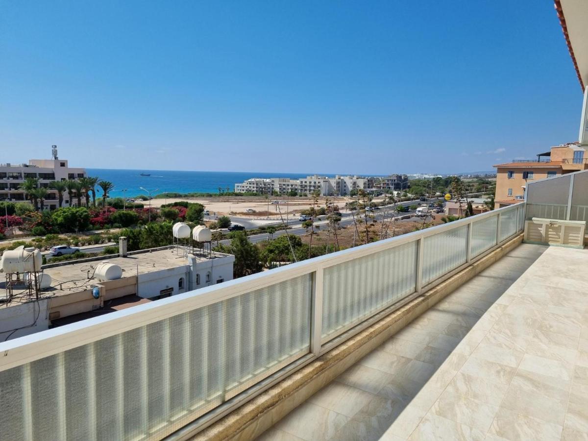 Апартаменты Diamond Sea View Penthouse Пафос Экстерьер фото